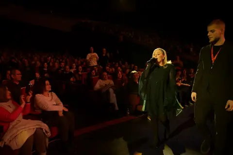 Момент от концерта „Честит рожден ден, Тони!“ на Тони Димитрова в НДК - снимка 12 от 17